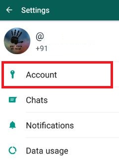 Atingeți setările contului în aplicația WhatsApp